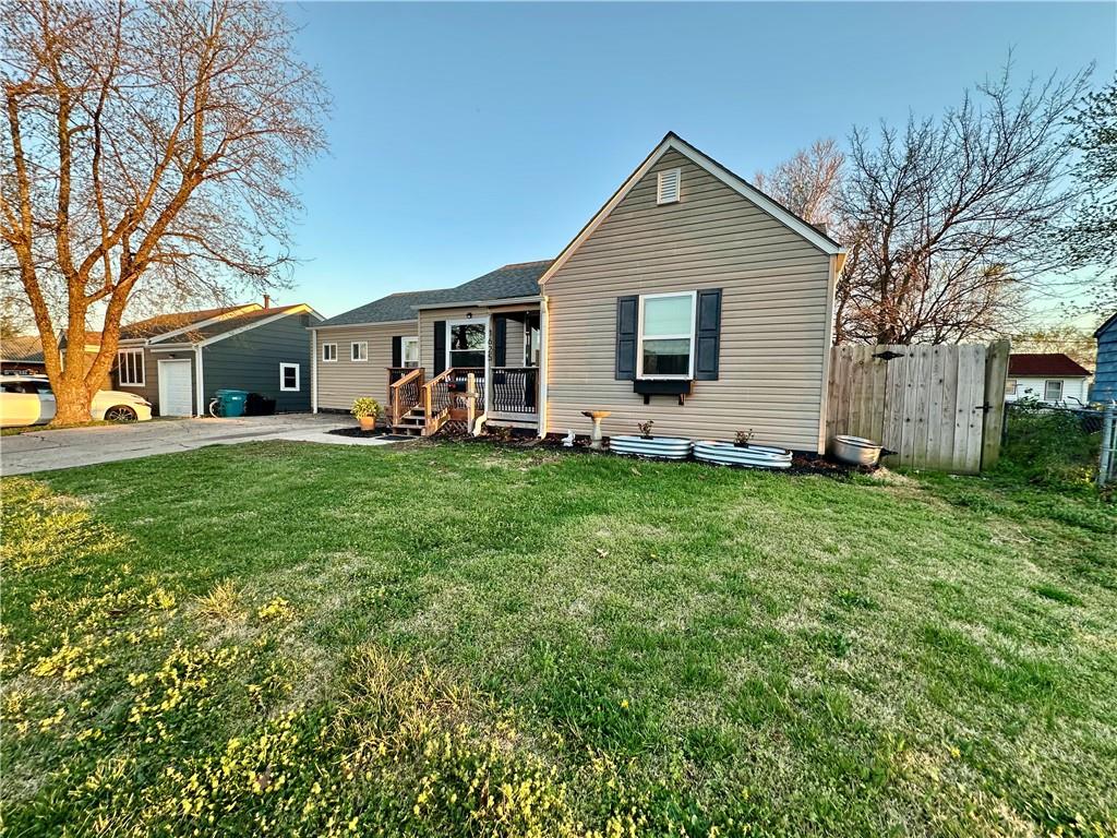 Listing Photo MLS #HMS2607847