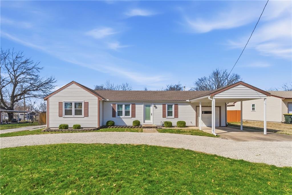 Listing Photo MLS #HMS2608017