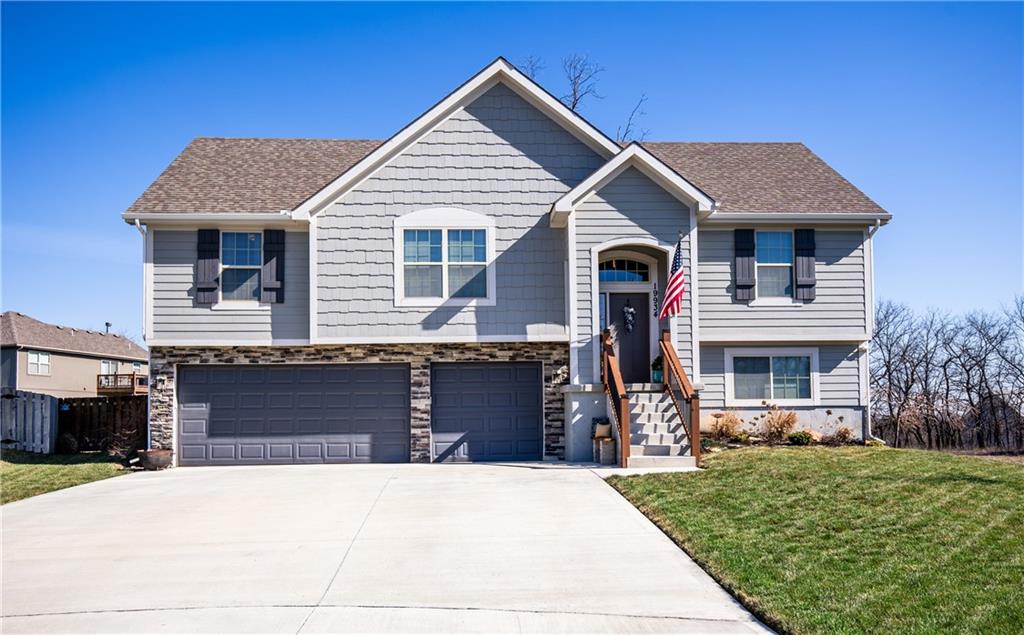 Listing Photo MLS #HMS2608360