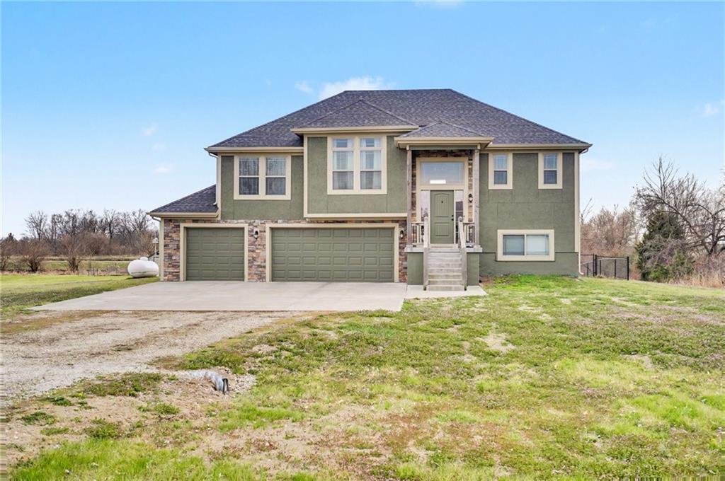 Listing Photo MLS #HMS2608561