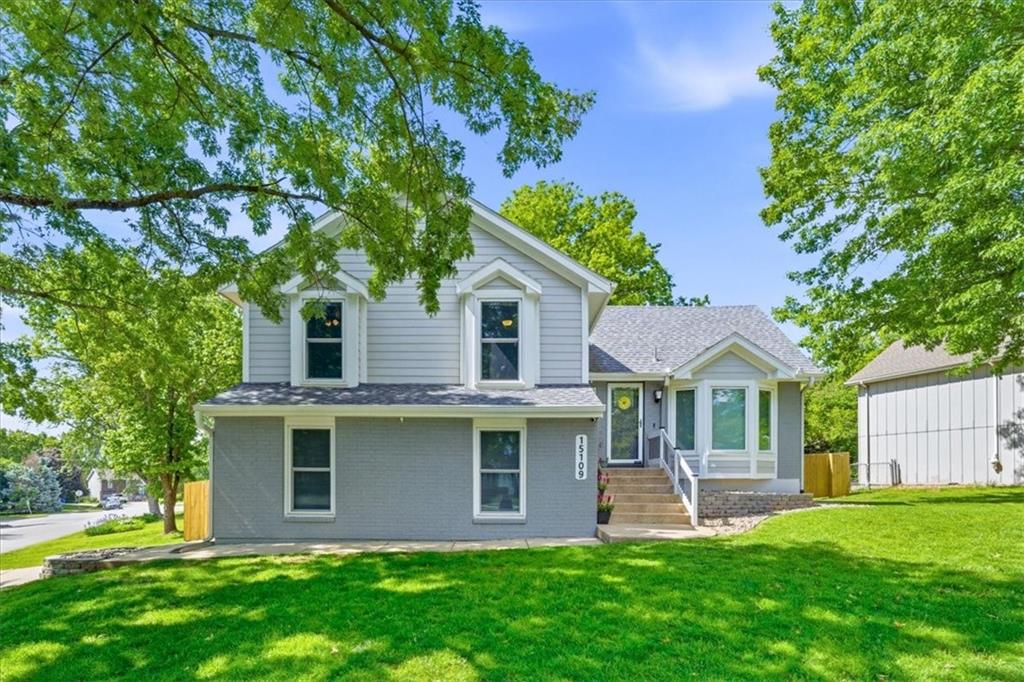 Listing Photo MLS #HMS2608634