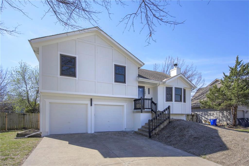 Listing Photo MLS #HMS2609281