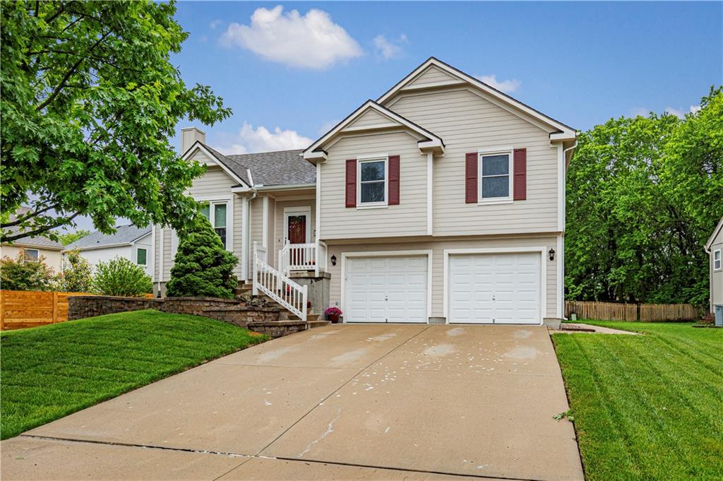 Listing Photo MLS #HMS2609536