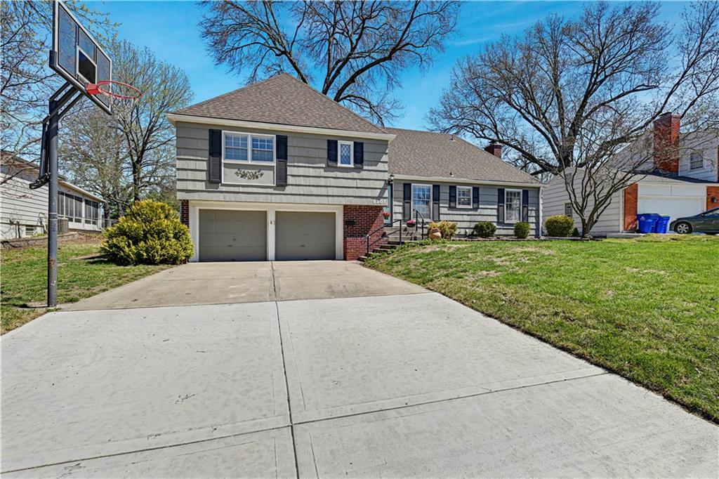 Listing Photo MLS #HMS2609543