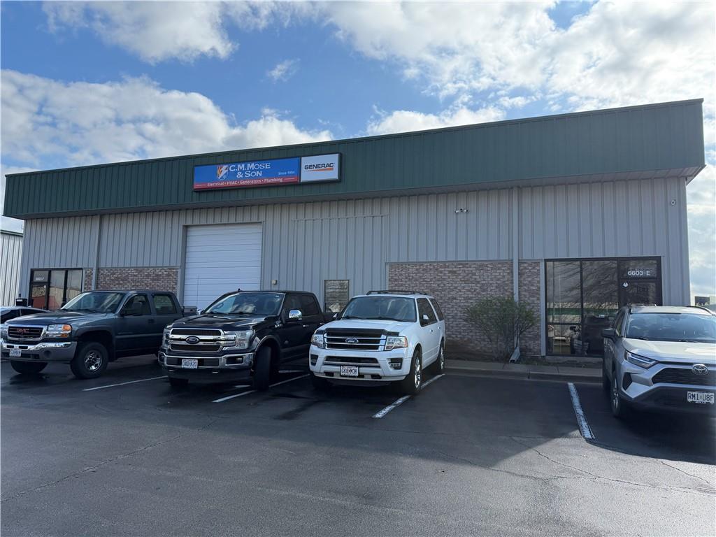 Listing Photo MLS #HMS2609572