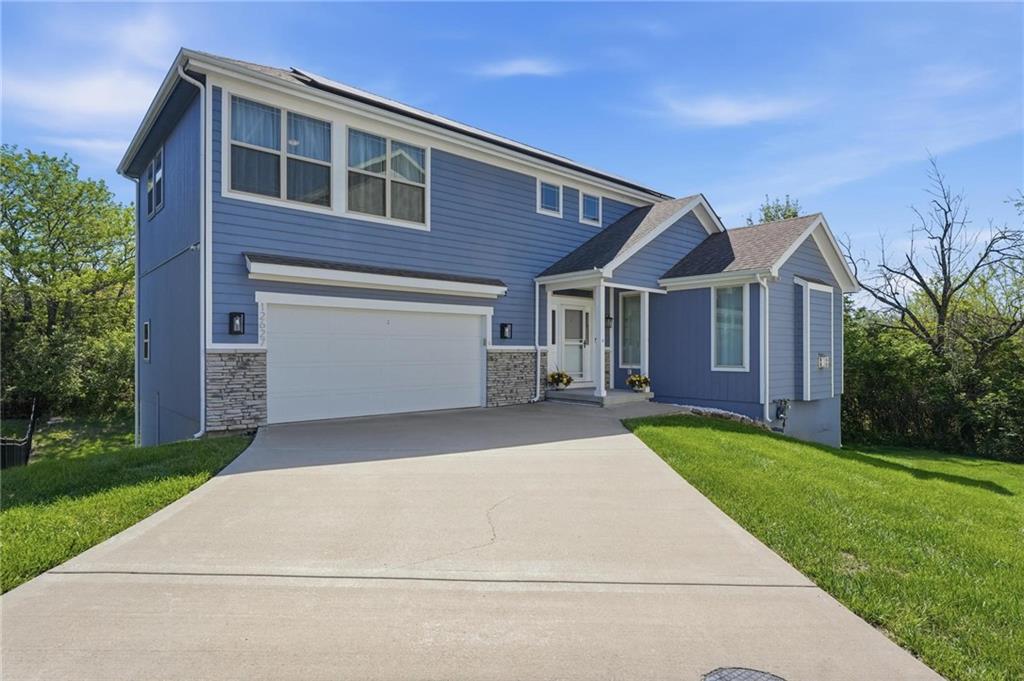 Listing Photo MLS #HMS2609698