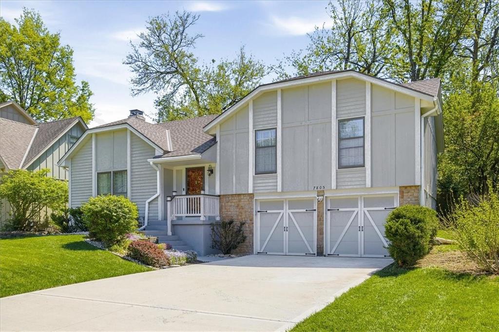 Listing Photo MLS #HMS2609723