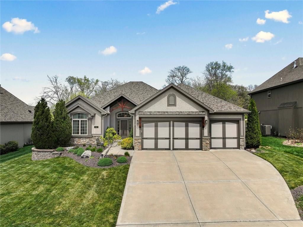 Listing Photo MLS #HMS2609849