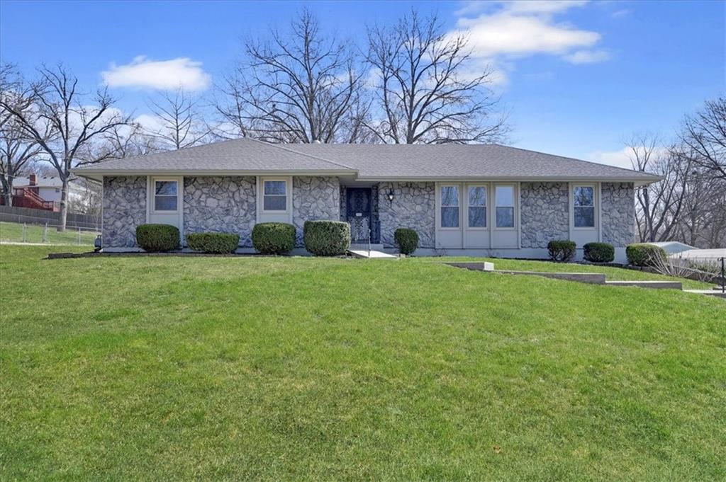 Listing Photo MLS #HMS2609916