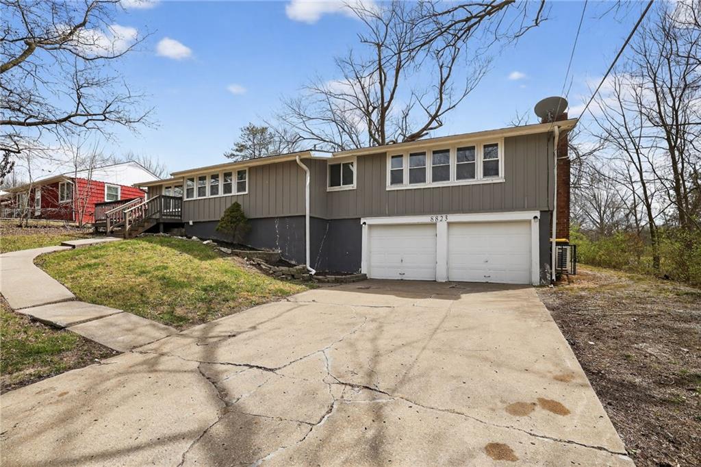 Listing Photo MLS #HMS2610098