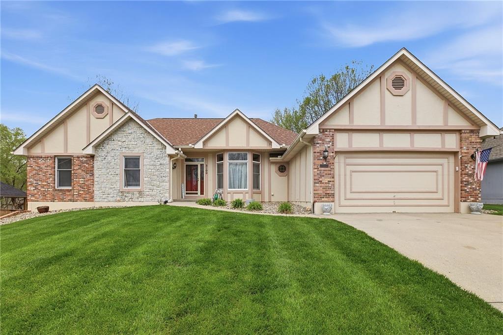 Listing Photo MLS #HMS2610211