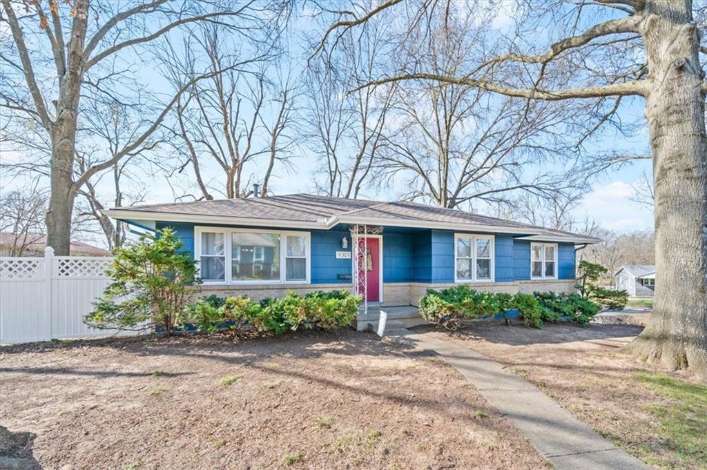 Listing Photo MLS #HMS2610284