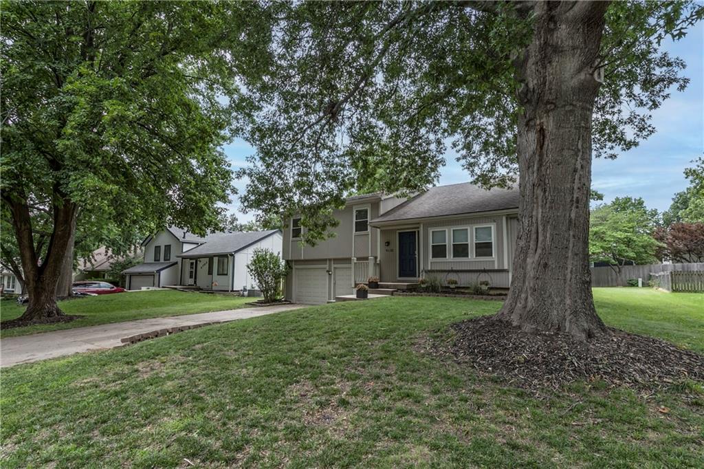 Listing Photo MLS #HMS2610349