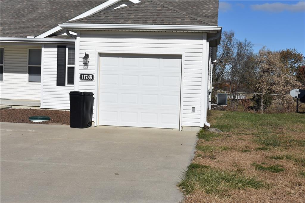 Listing Photo MLS #HMS2610390