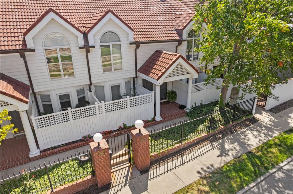 Listing Photo MLS #HMS2610511