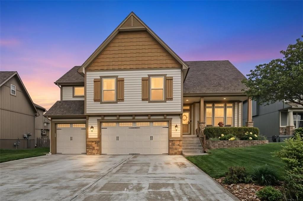 Listing Photo MLS #HMS2610637