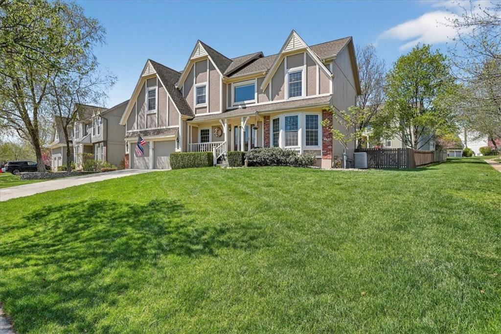 Listing Photo MLS #HMS2610648