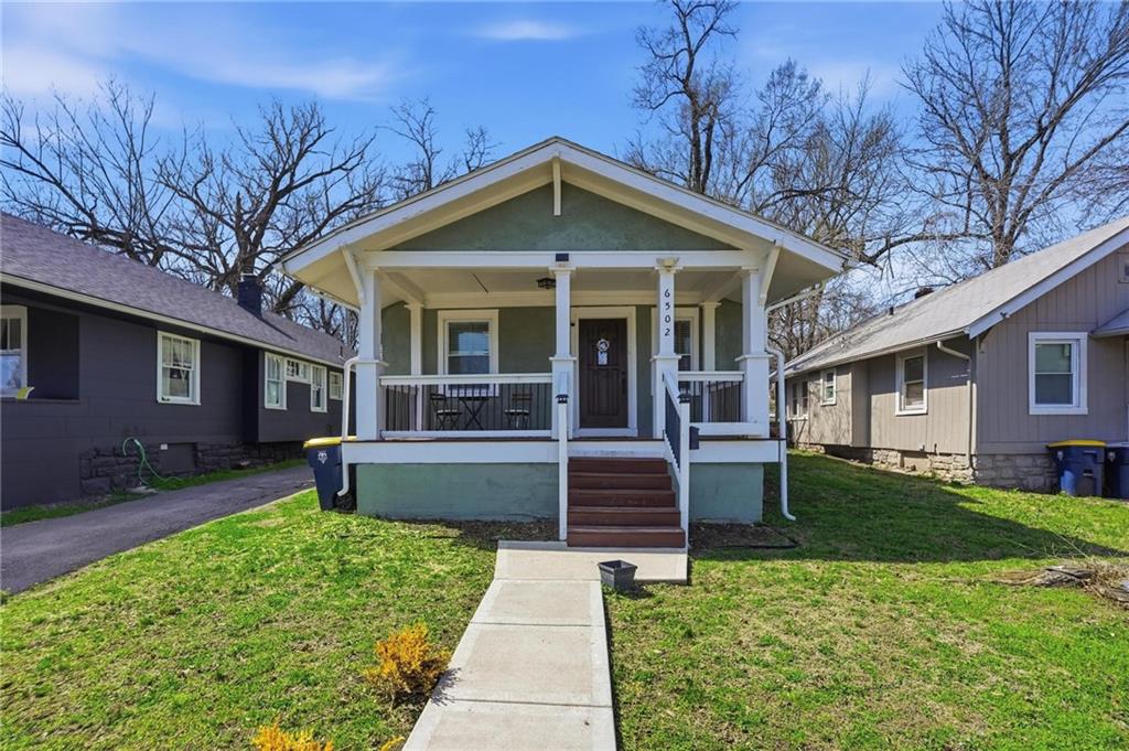 Listing Photo MLS #HMS2610661