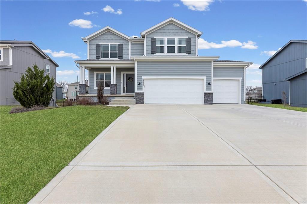 Listing Photo MLS #HMS2611833