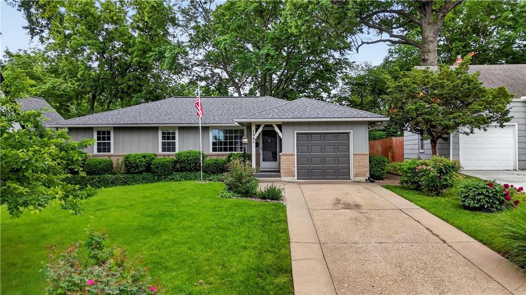 Listing Photo MLS #HMS2611835
