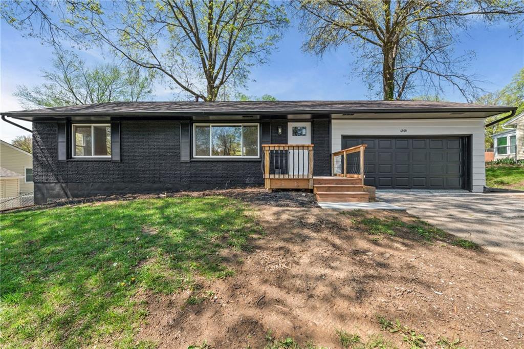 Listing Photo MLS #HMS2611847