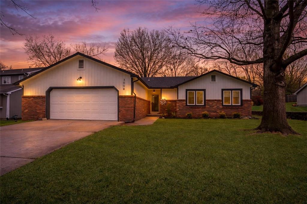 Listing Photo MLS #HMS2611859