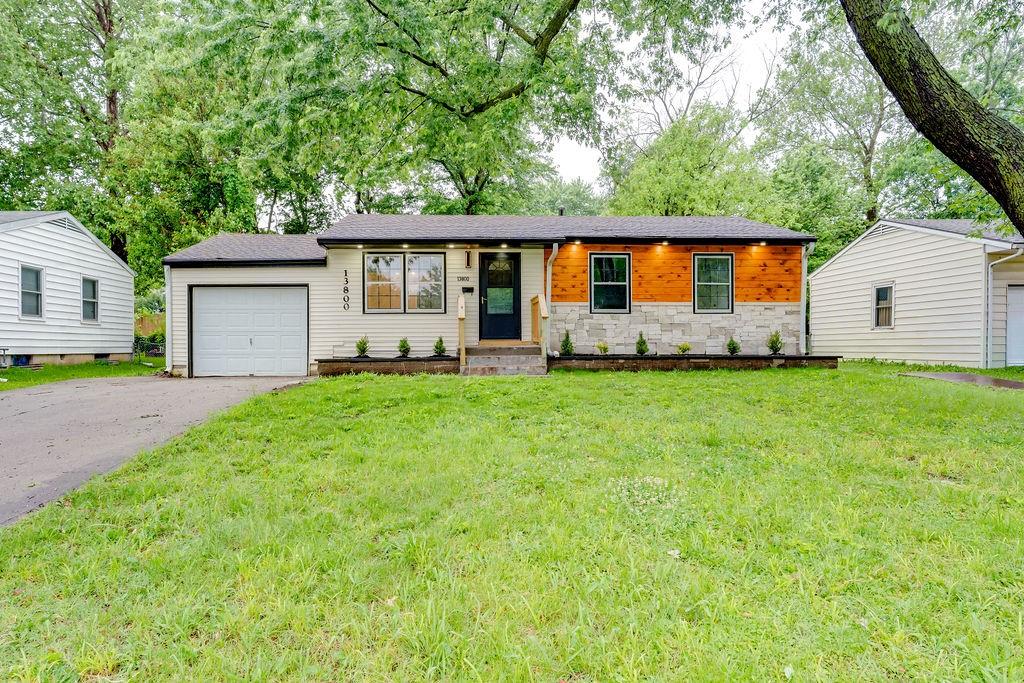 Listing Photo MLS #HMS2611873
