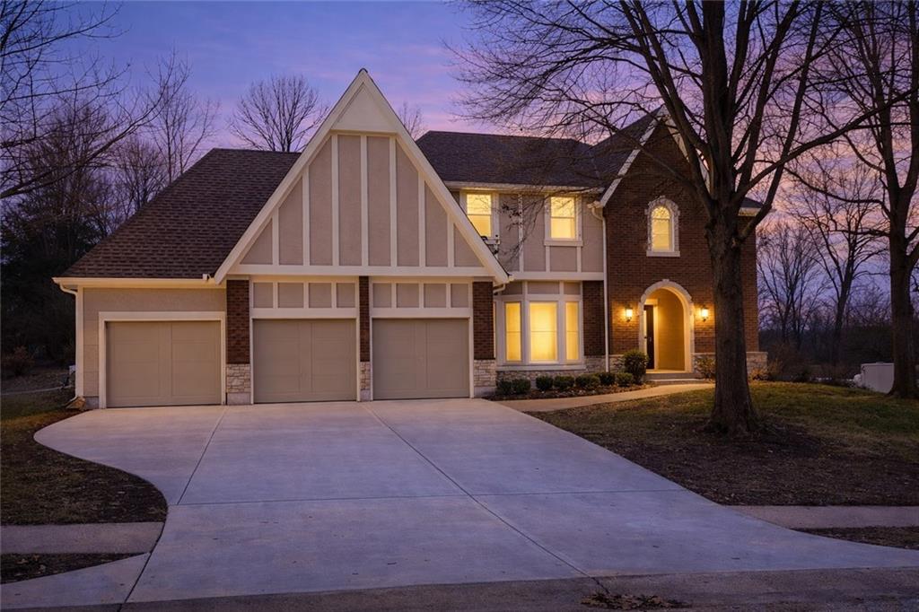 Listing Photo MLS #HMS2611923