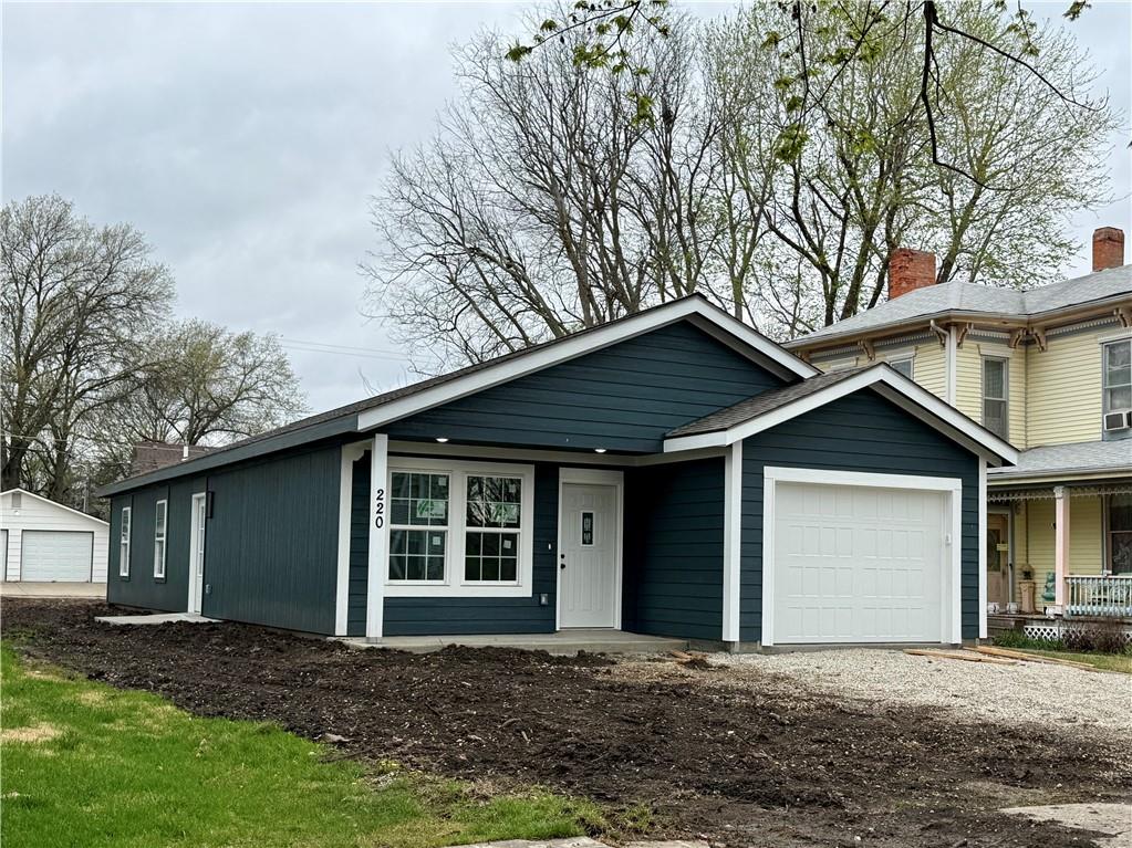 Listing Photo MLS #HMS2611938