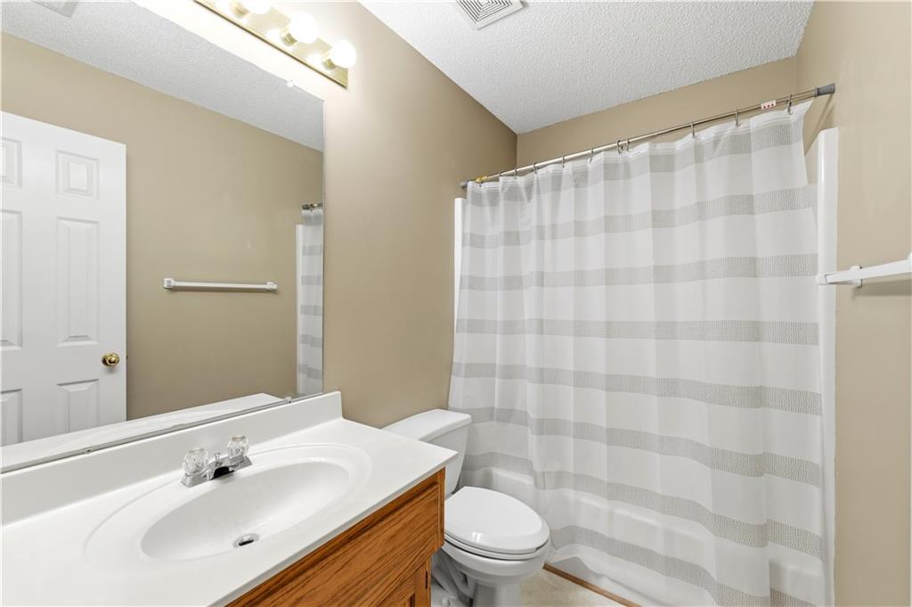 Listing Photo MLS #HMS2611988