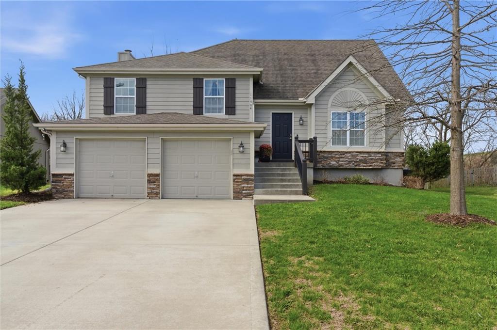 Listing Photo MLS #HMS2612010