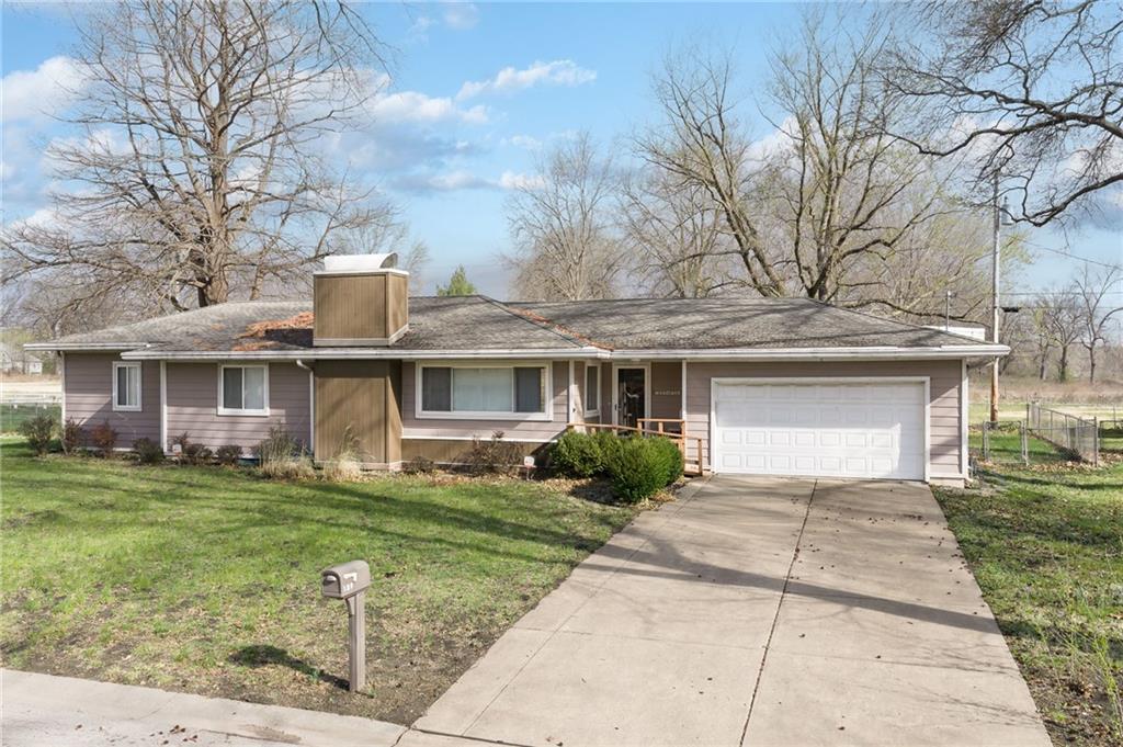 Listing Photo MLS #HMS2612227