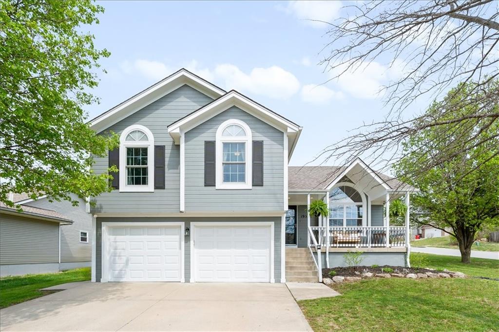 Listing Photo MLS #HMS2612258