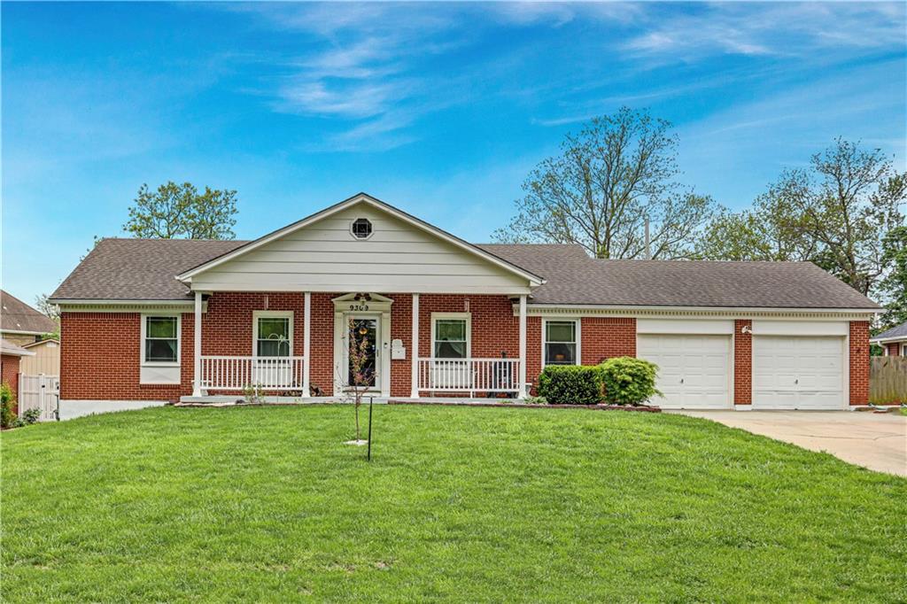 Listing Photo MLS #HMS2612278