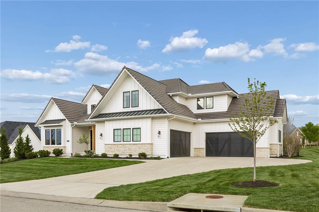 Listing Photo MLS #HMS2612323