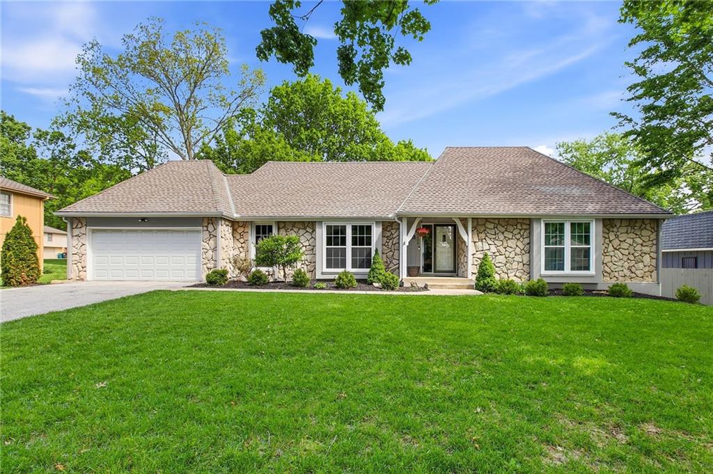 Listing Photo MLS #HMS2612376