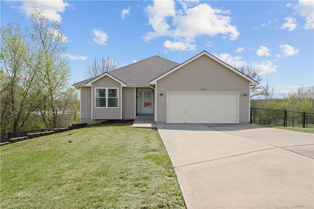 Listing Photo MLS #HMS2612408