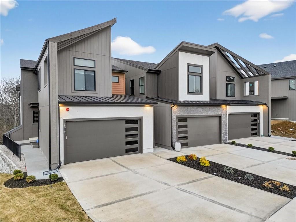 Listing Photo MLS #HMS2612422