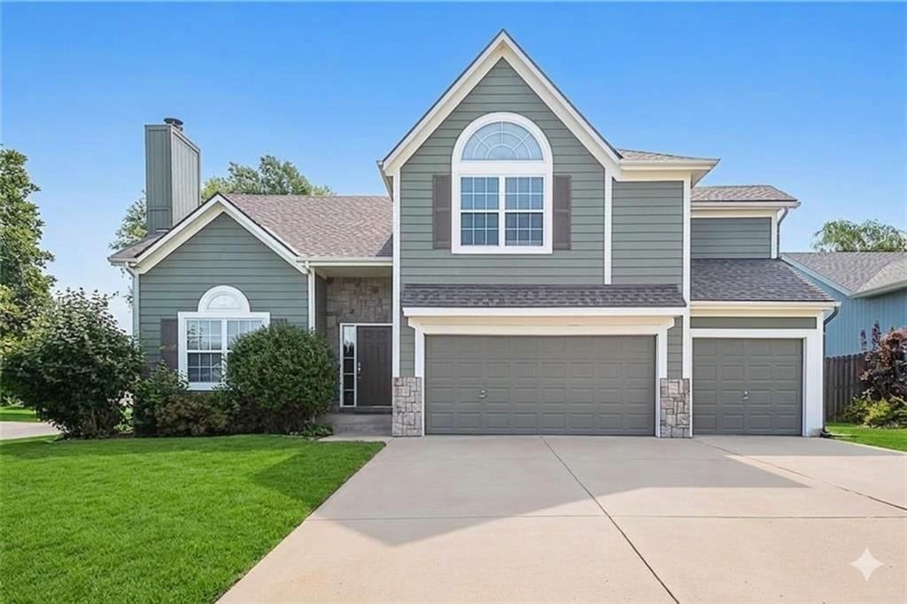 Listing Photo MLS #HMS2612423