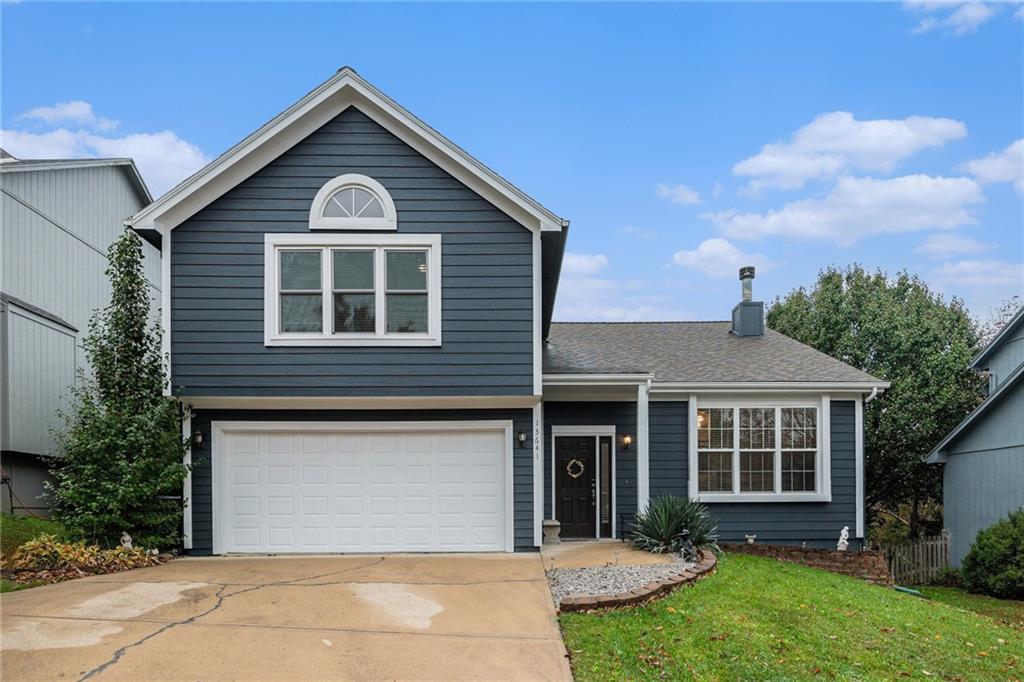 Listing Photo MLS #HMS2612581