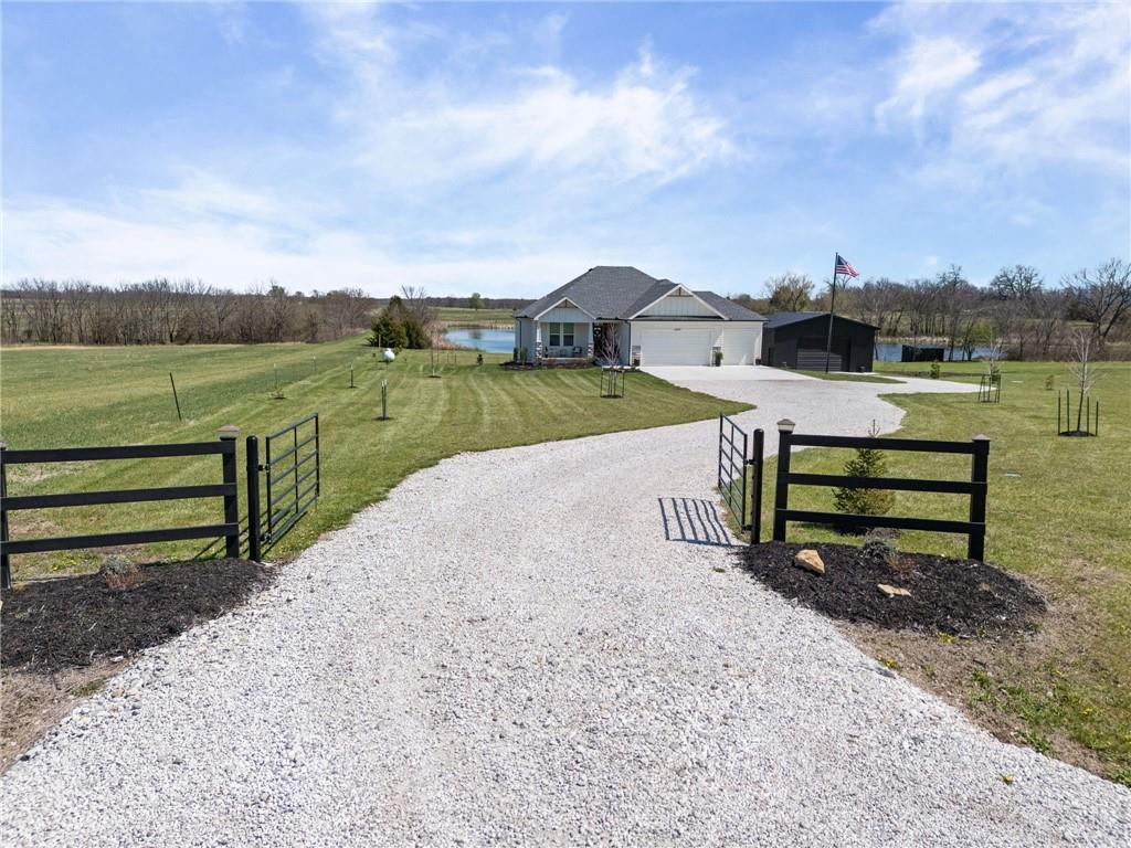 Listing Photo MLS #HMS2612631