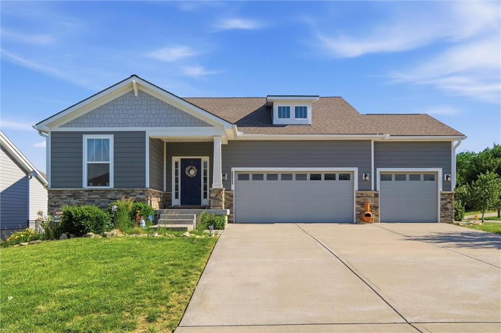 Listing Photo MLS #HMS2612664