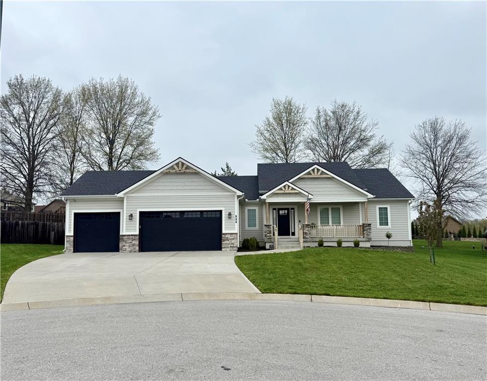 Listing Photo MLS #HMS2612707