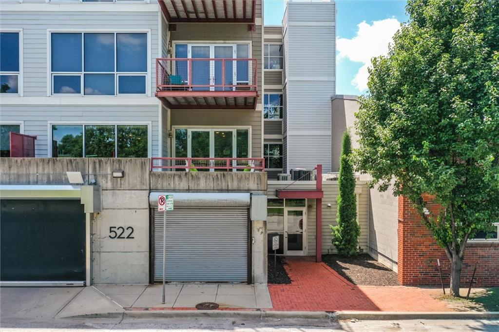 Listing Photo MLS #HMS2612730