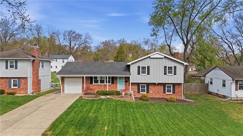 Listing Photo MLS #HMS2612781