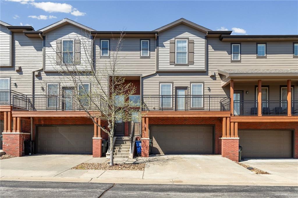 Listing Photo MLS #HMS2612803