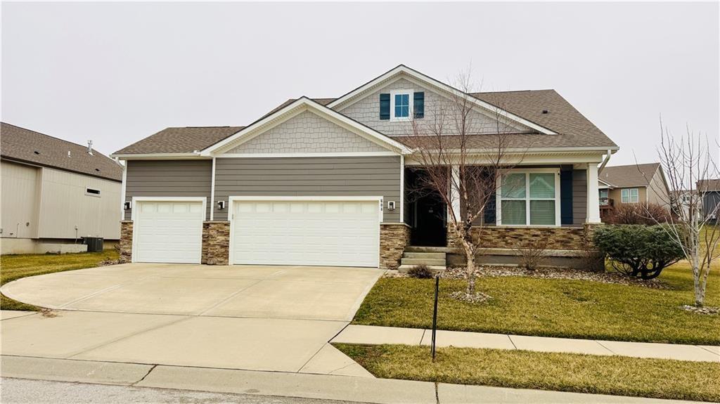 Listing Photo MLS #HMS2612860