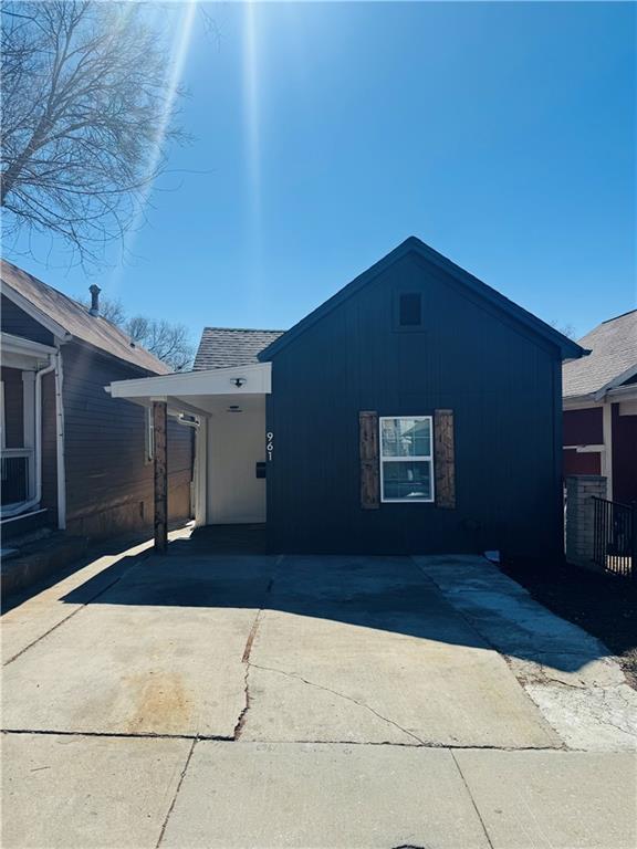 Listing Photo MLS #HMS2612941