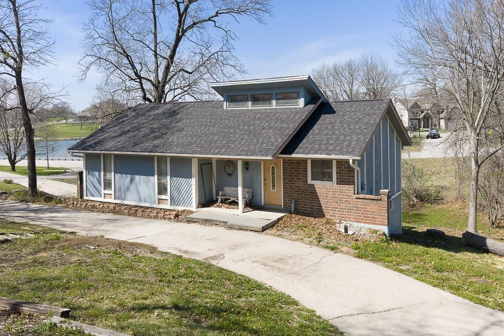 Listing Photo MLS #HMS2613034
