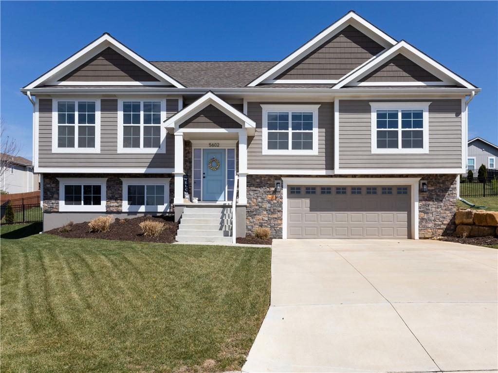 Listing Photo MLS #HMS2613068